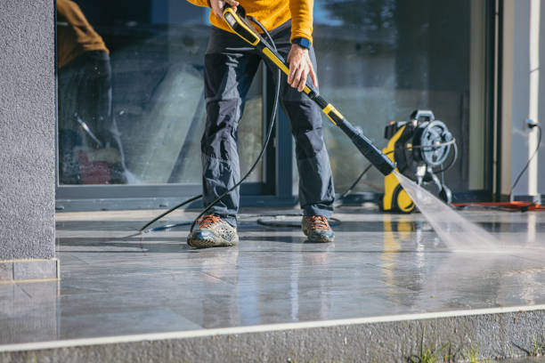 Best Pressure Washing Siding  in Kingston, RI