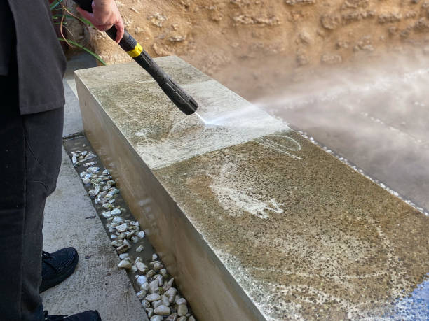 Why Choose Our Certified Pressure Washing Experts for Your Project Needs in Kingston, RI?